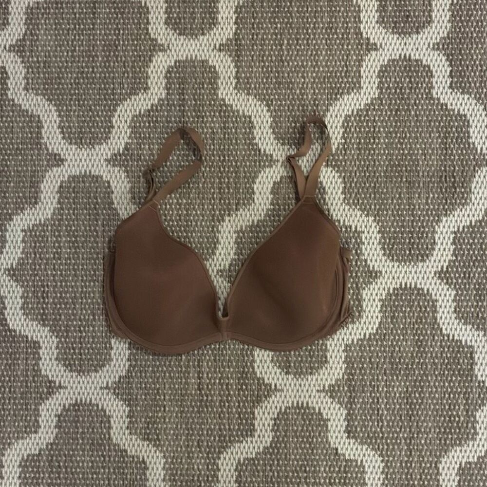 Skims weightless scoop bra size 32DDD